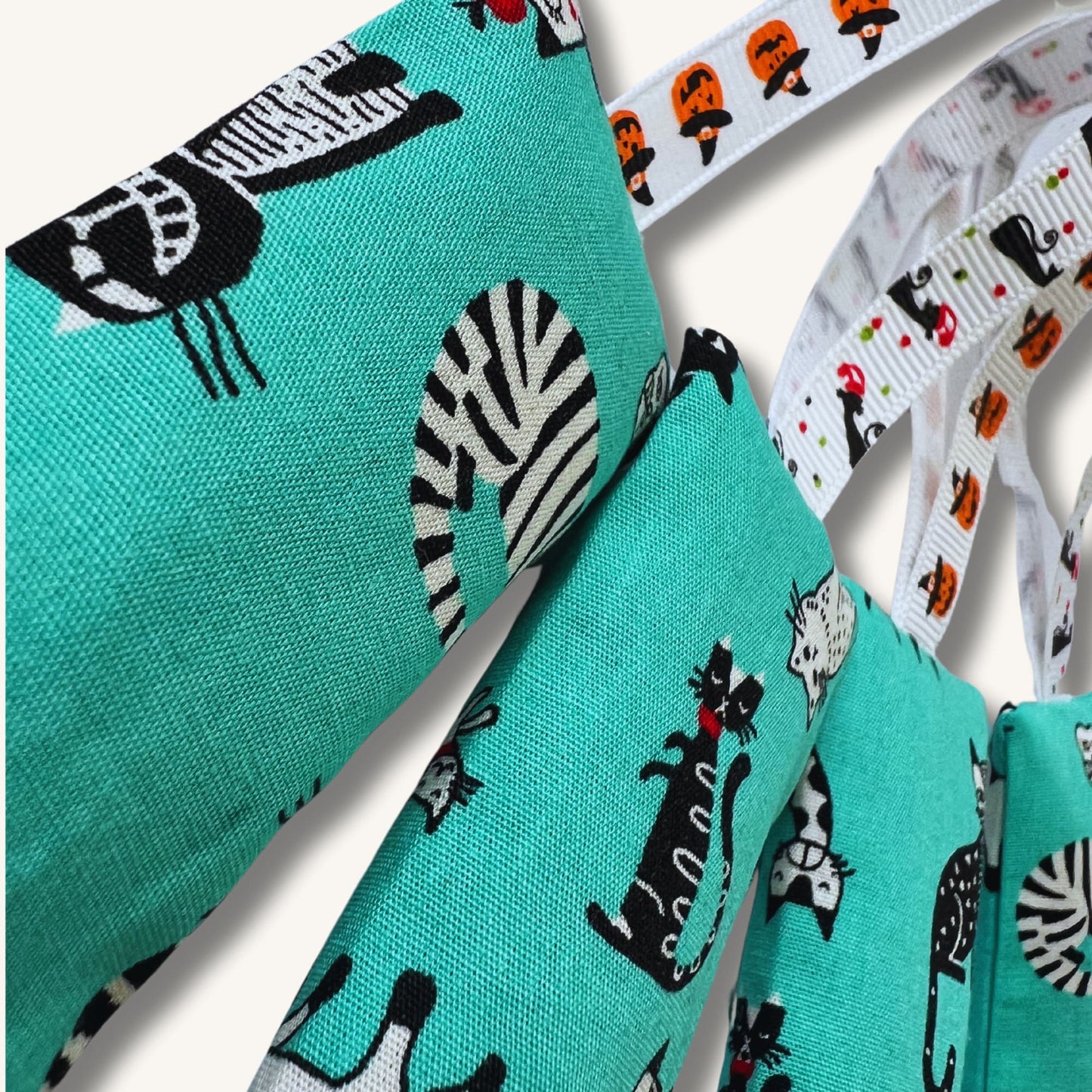 lavender scent sachets with hanging loops - Retro Cat