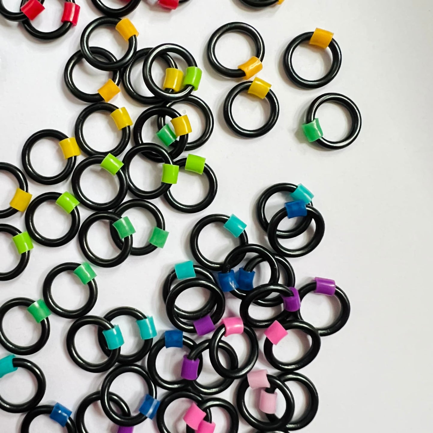 Rainbow Stitch Markers for Sock, Lace & Knitting - Black Rainbow