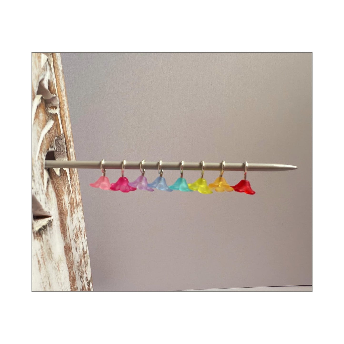 Stitch Markers for Sock & Lace Knitting , snag free - Teeny Flowers