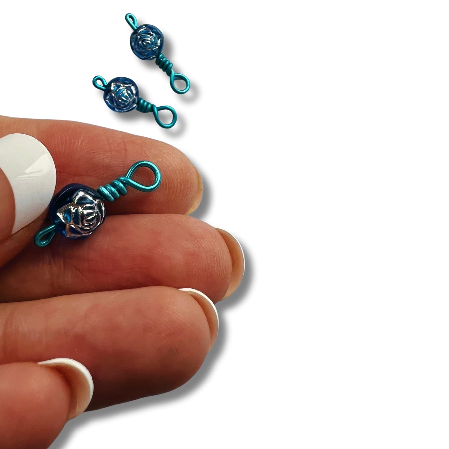 Blue stitch markers for knitting - Silver Lining