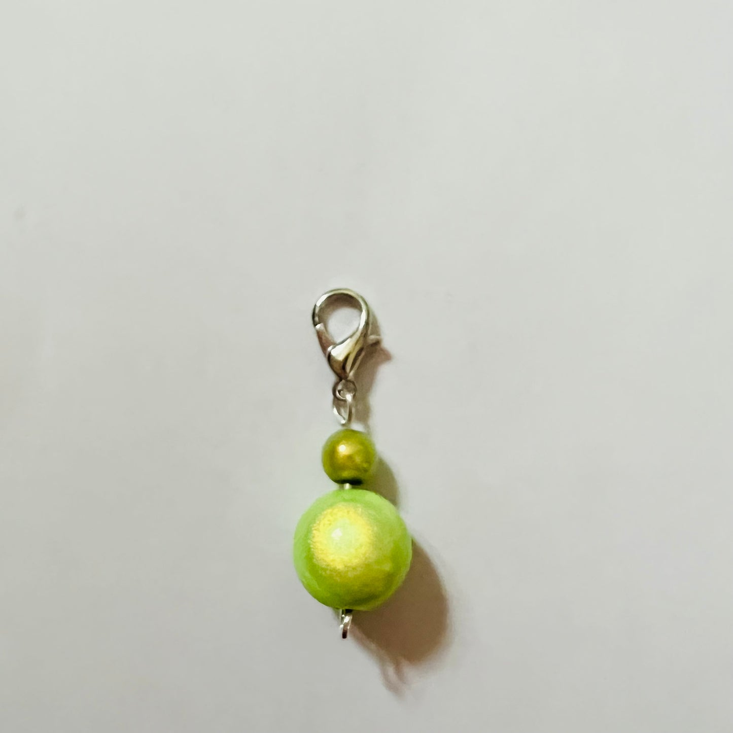 Rainbow Glowing Bead Charms - Knitting & Crochet Progress Keepers