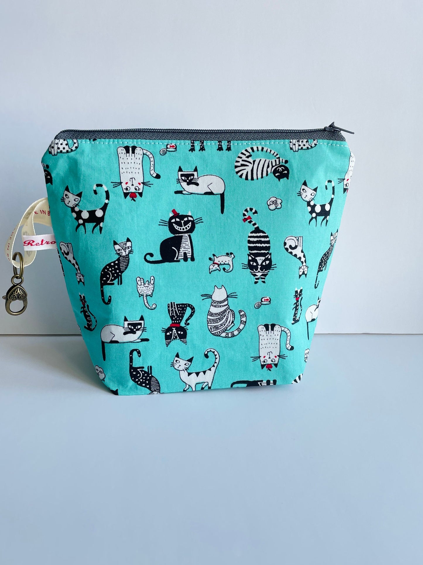 Cat Project Bag for Knitting Notions - Portable Craft Case