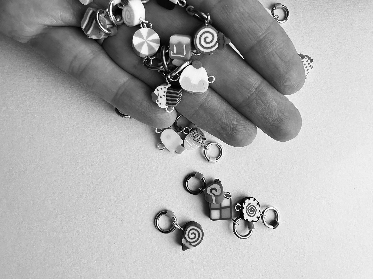 Candy Stitch Markers for Knitting, Snag-Free Knitting Rings - Candy Bag