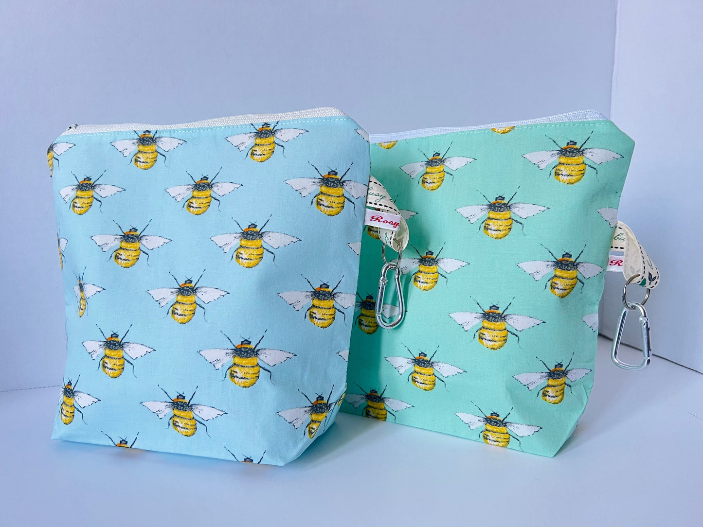 Bumblebee Print Knitting Project Bag - Summer Bee Fabric with Free Stitch Marker Zipper - Busy Bee