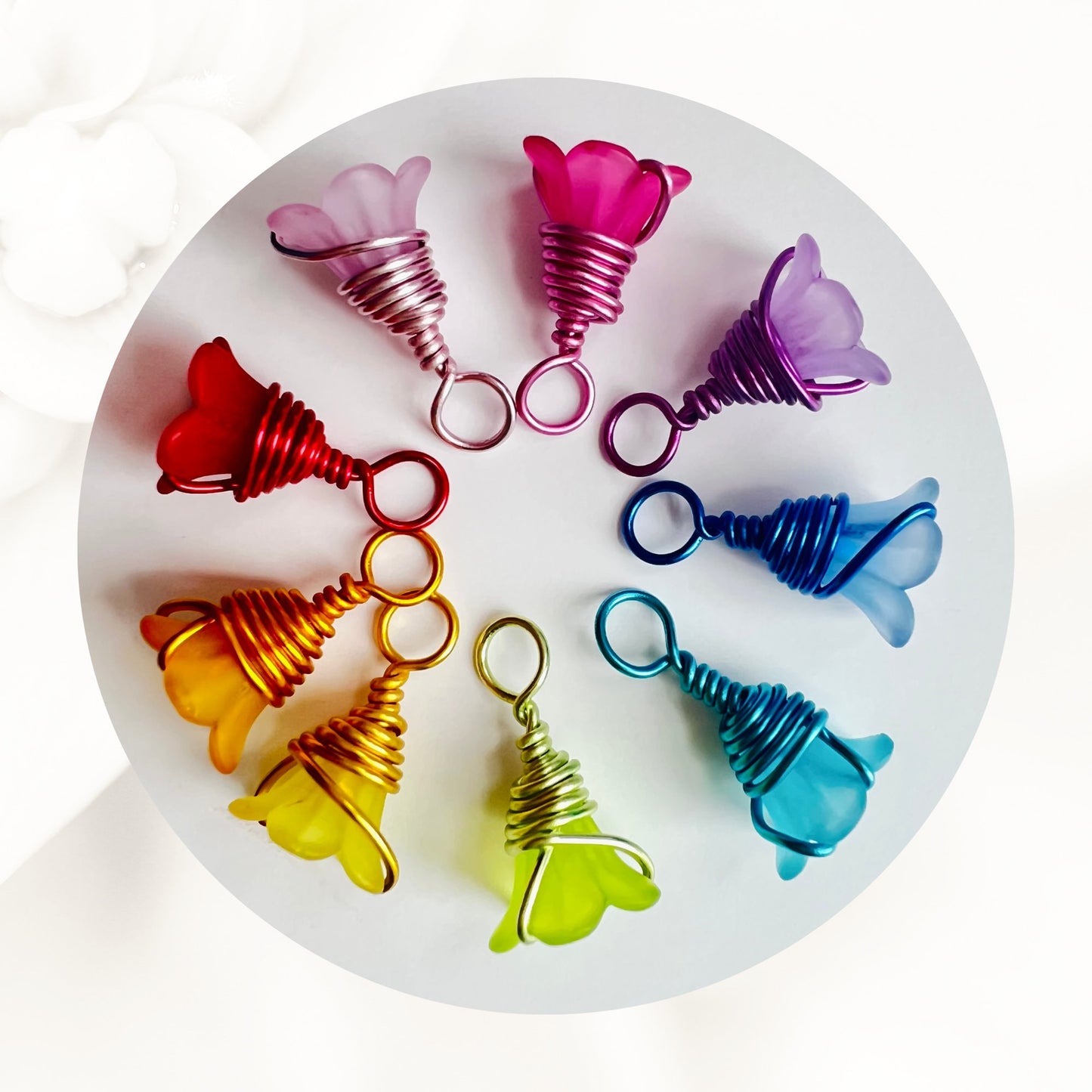 Rainbow Flower Stitch Markers , Rainbow Flowers- 3 Sizes