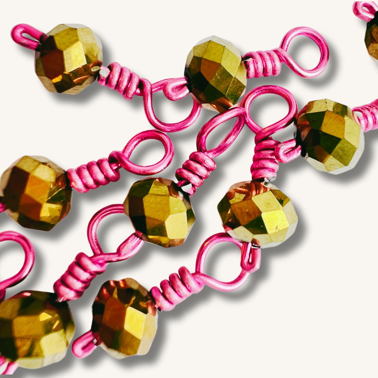 Pink Stitch Markers, Wire Wrapped Snag Free - Prosecco Fizz