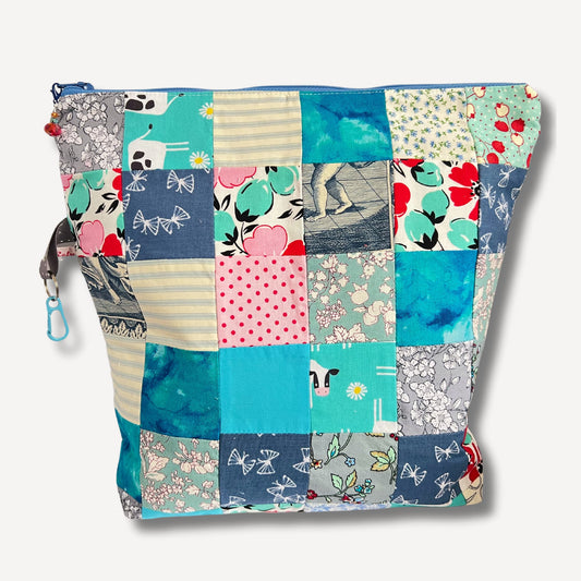 Patchwork Project Bag for Knitting and Crochet - Blue Retro Patch