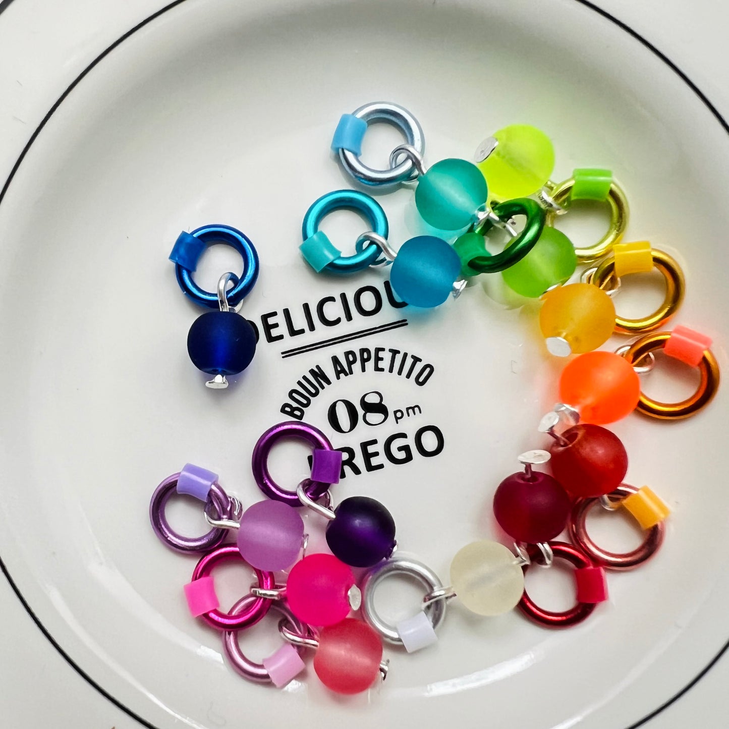 Knitting SET with Tin for Sock & Lace Knitting - Rainbow Stitch Marker Set