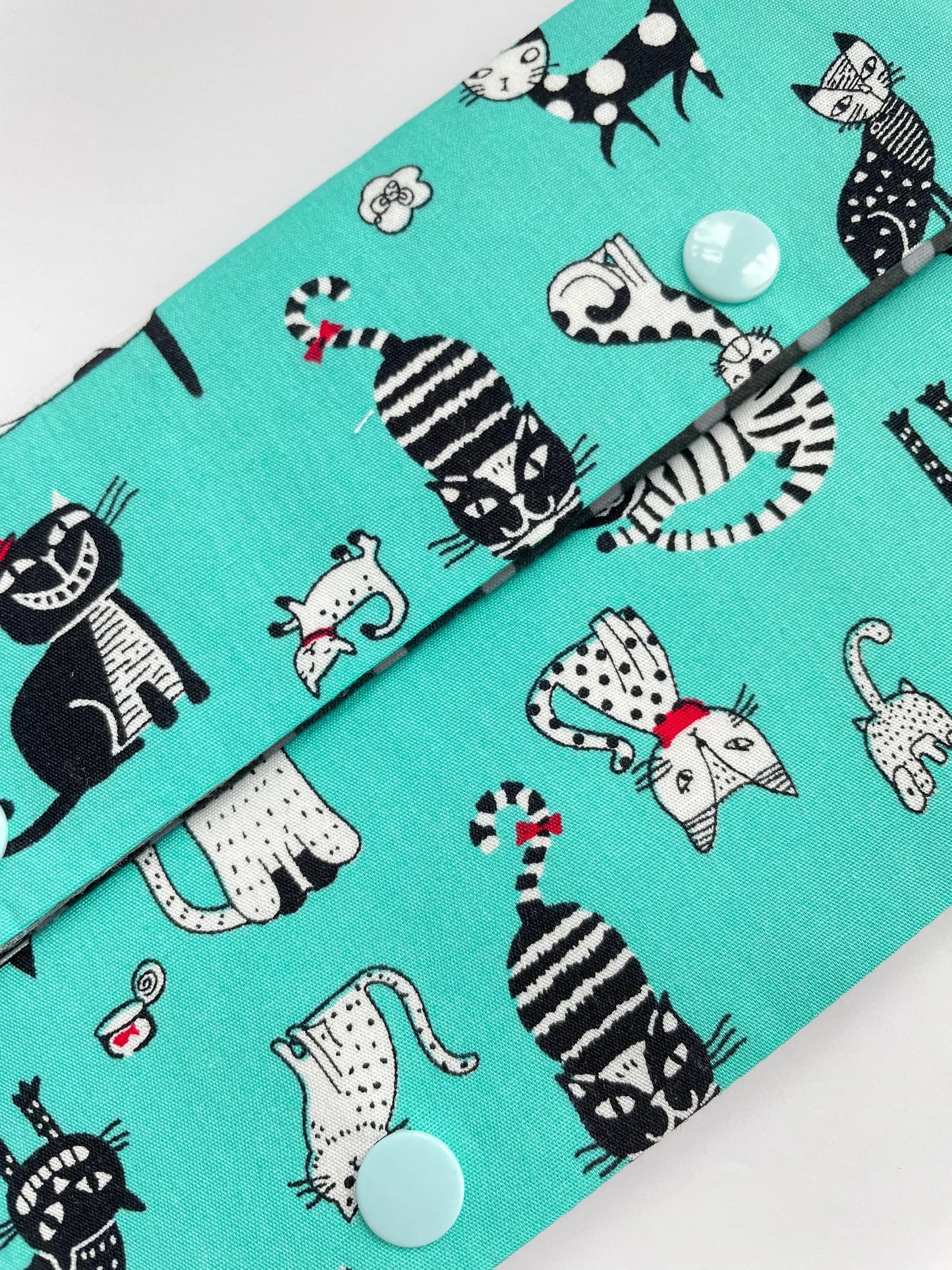 Cat Sock Knitting Needle Keeper - Retro Cat