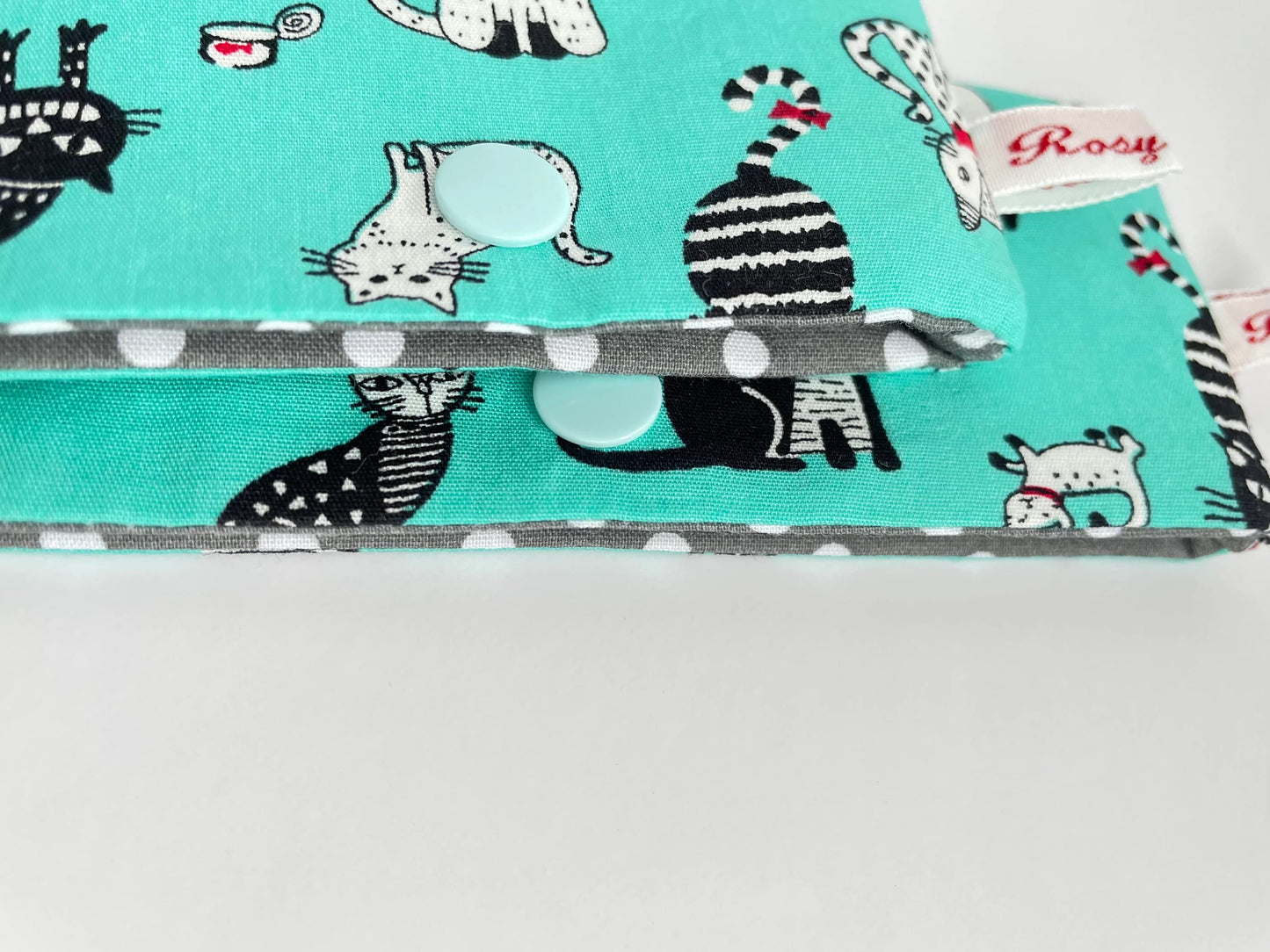 Cat Sock Knitting Needle Keeper - Retro Cat