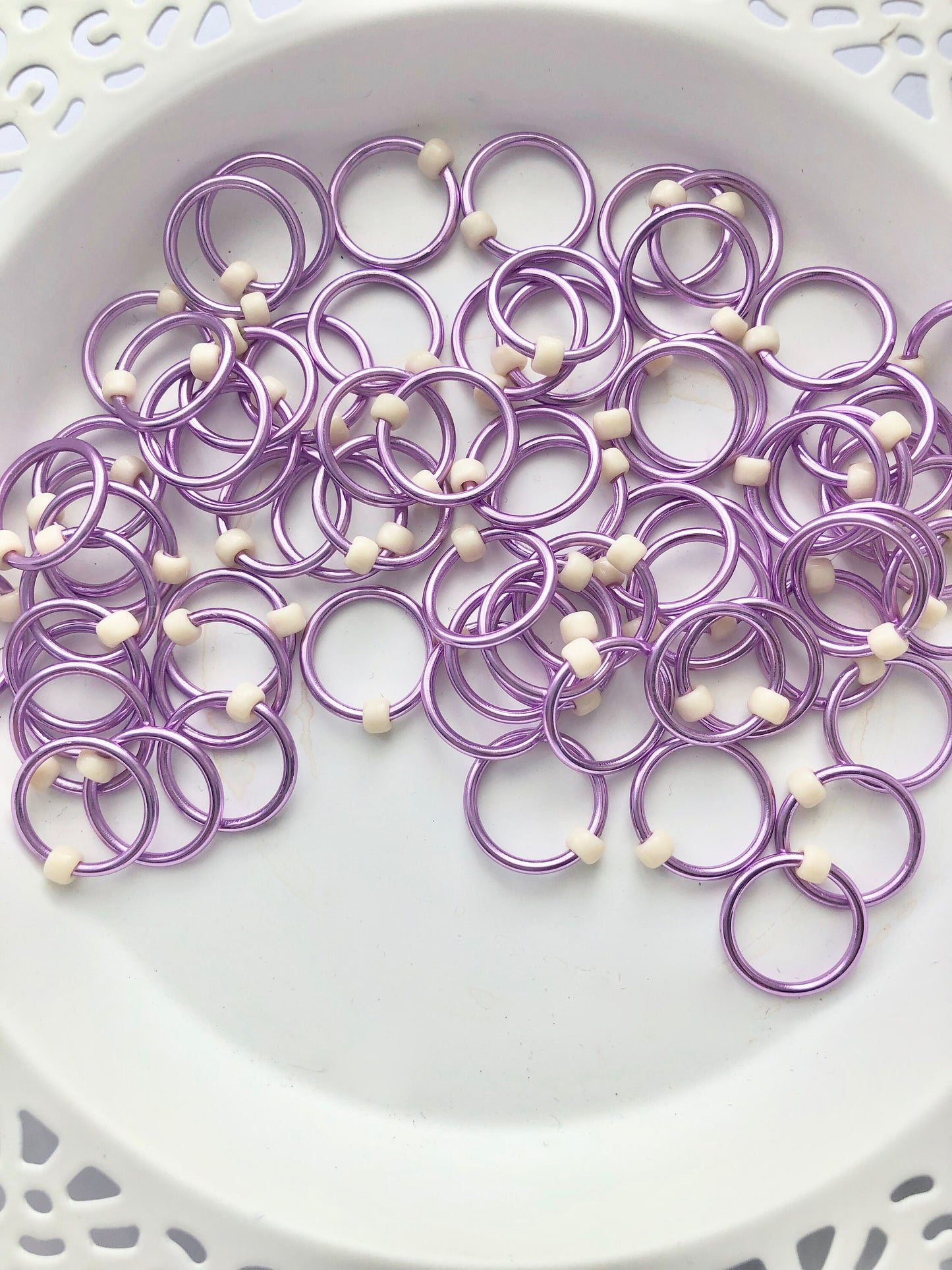 Light Purple Stitch Markers for Knitting Needles - Snow Lilac