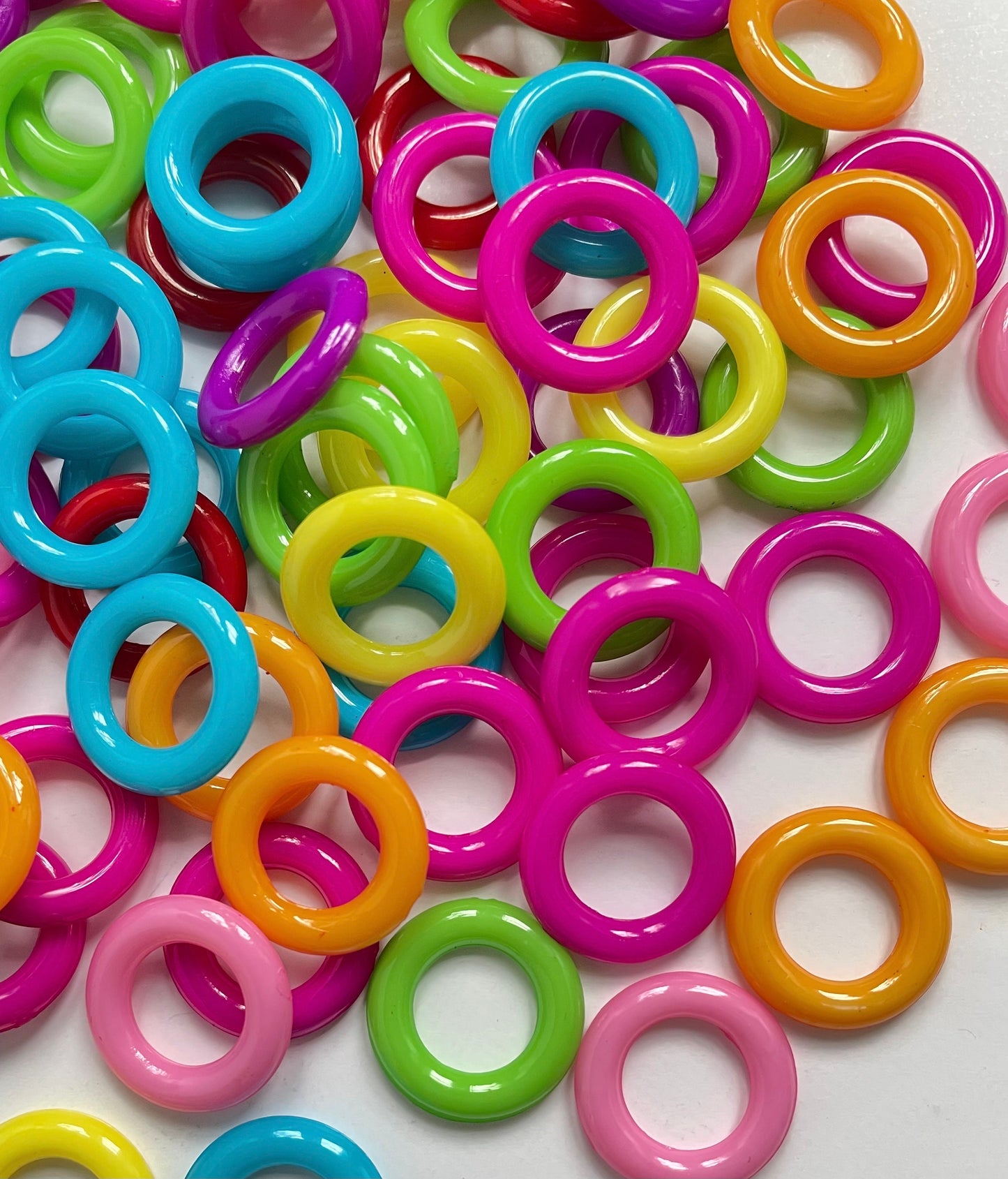 Snag-Free Knitting Stitch Markers - Assorted Color Rings - Gumball Hoops