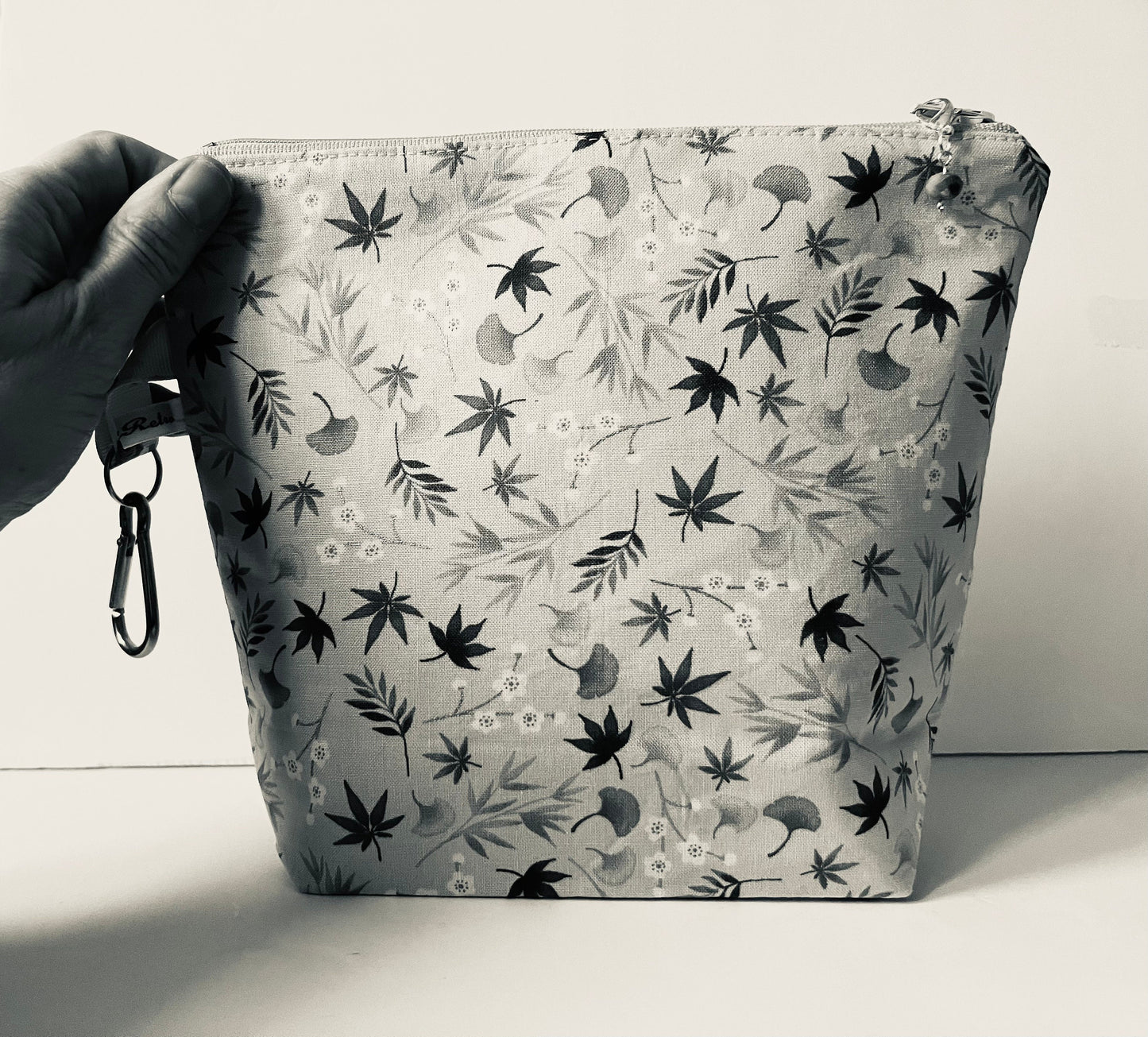 Leaf Print Knitting Bag - Embossed Cotton Fall Notions Case