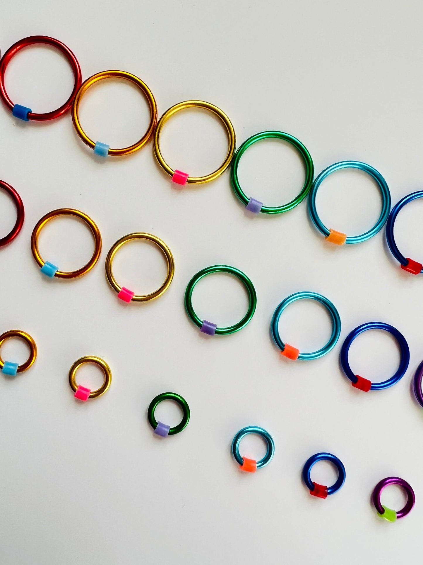 Rainbow Ring Stitch Markers for Knitting  - Snag Free in 4 Sizes - Fairground