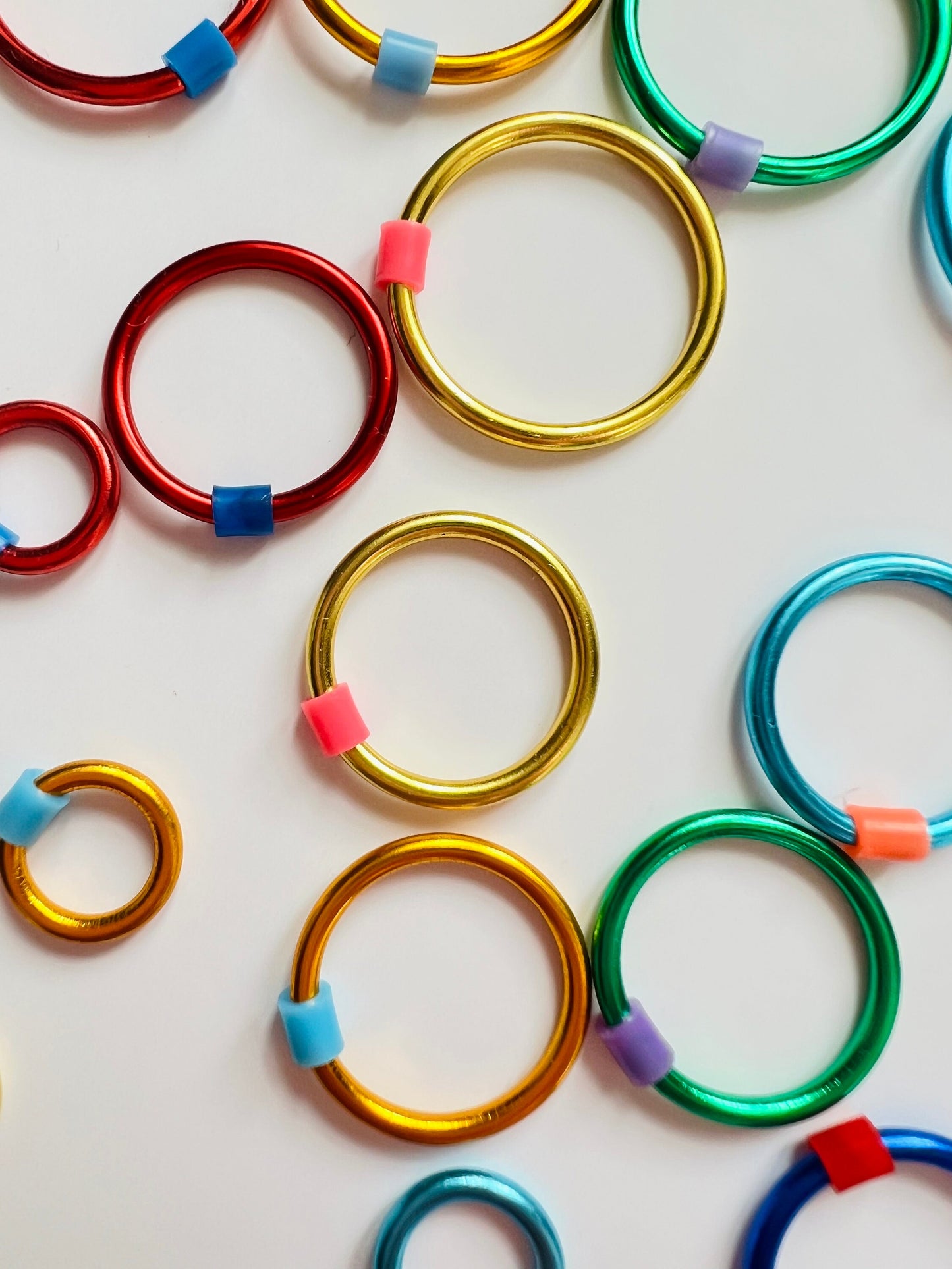 Rainbow Ring Stitch Markers for Knitting  - Snag Free in 4 Sizes - Fairground