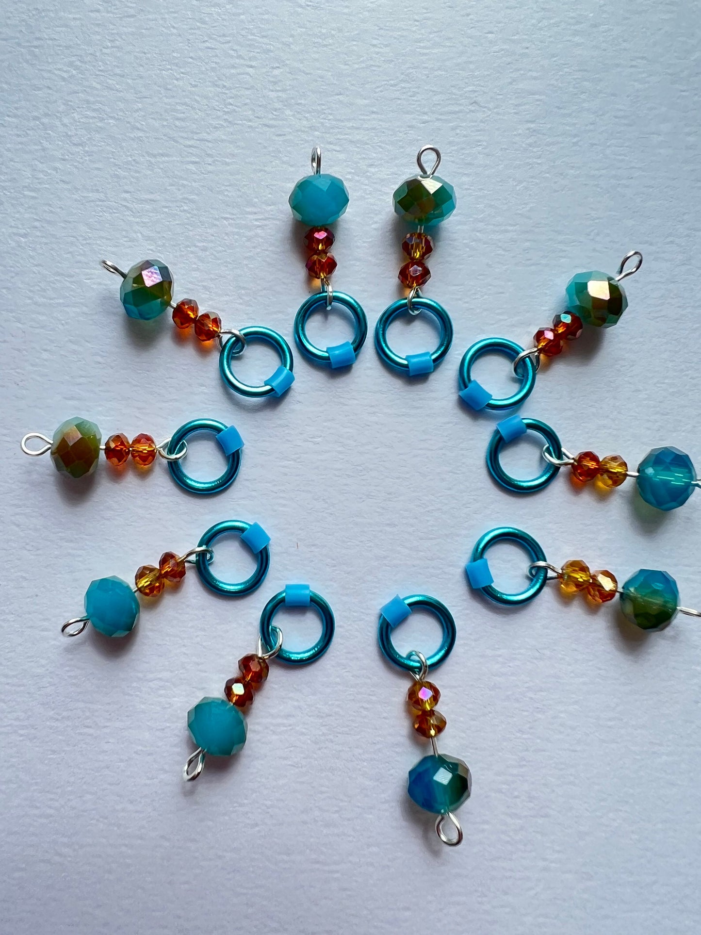 Knitting stitch markers in blue and orange crystal - Pumpkin Sky