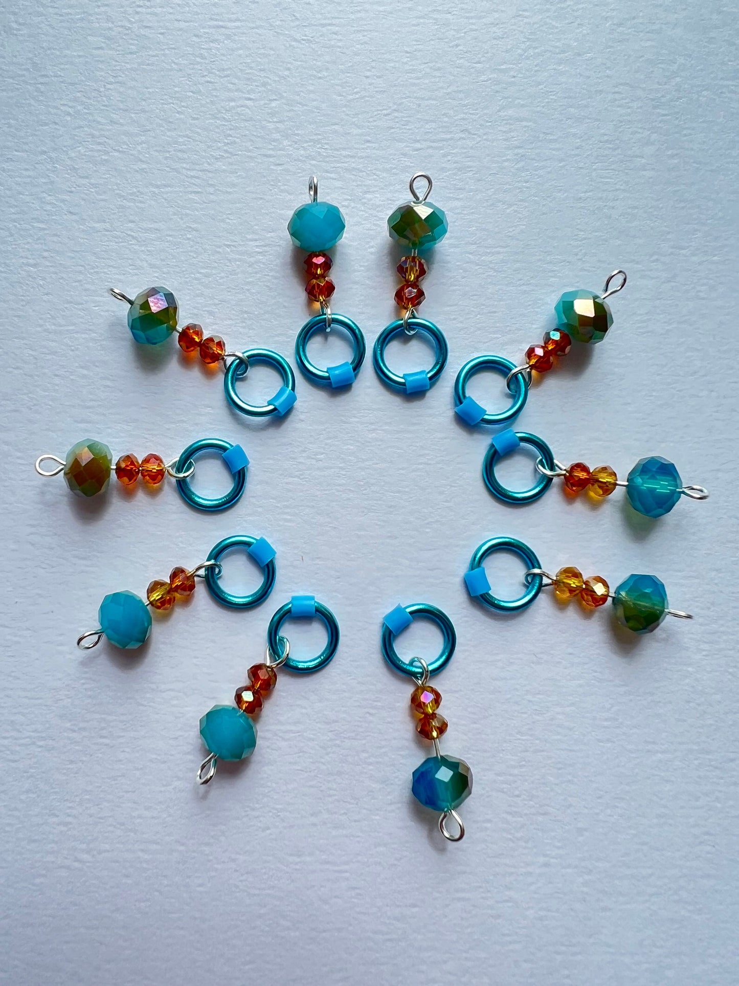 Knitting stitch markers in blue and orange crystal - Pumpkin Sky