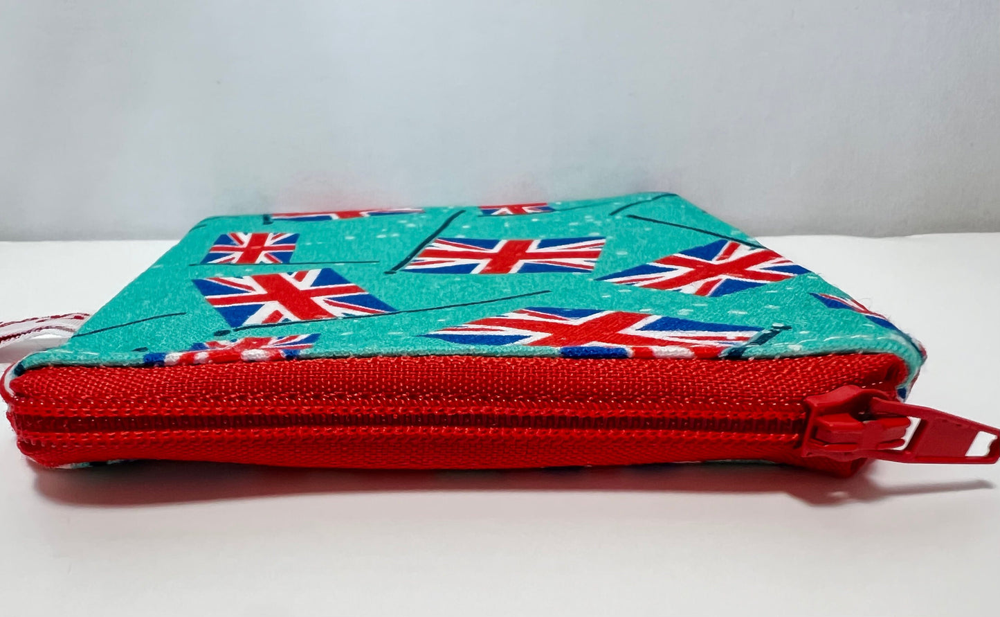 Vintage British Flag Print Knitting Case - Zipped Storage for Knitters' Tools & Markers