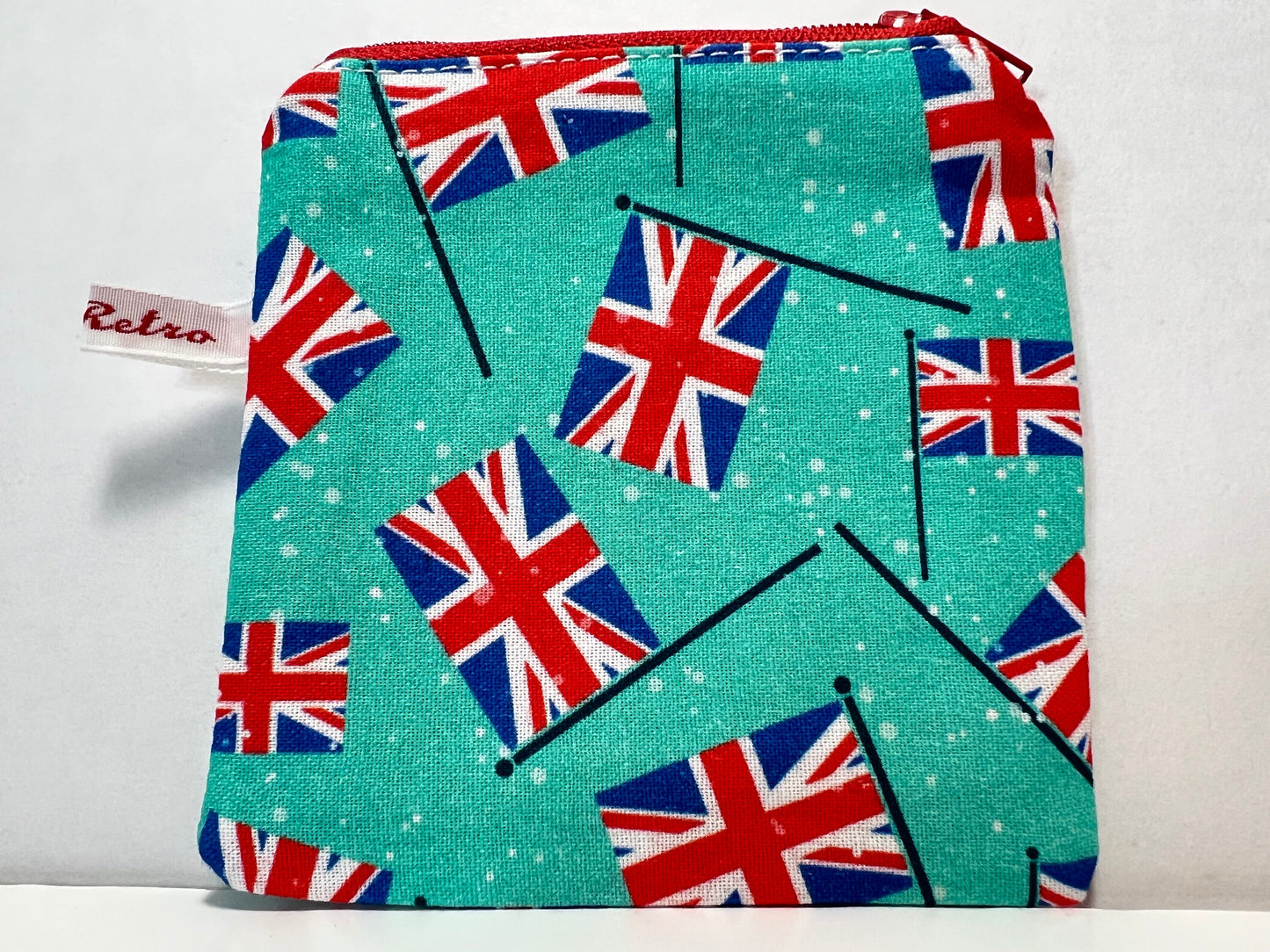 Vintage British Flag Print Knitting Case - Zipped Storage for Knitters' Tools & Markers